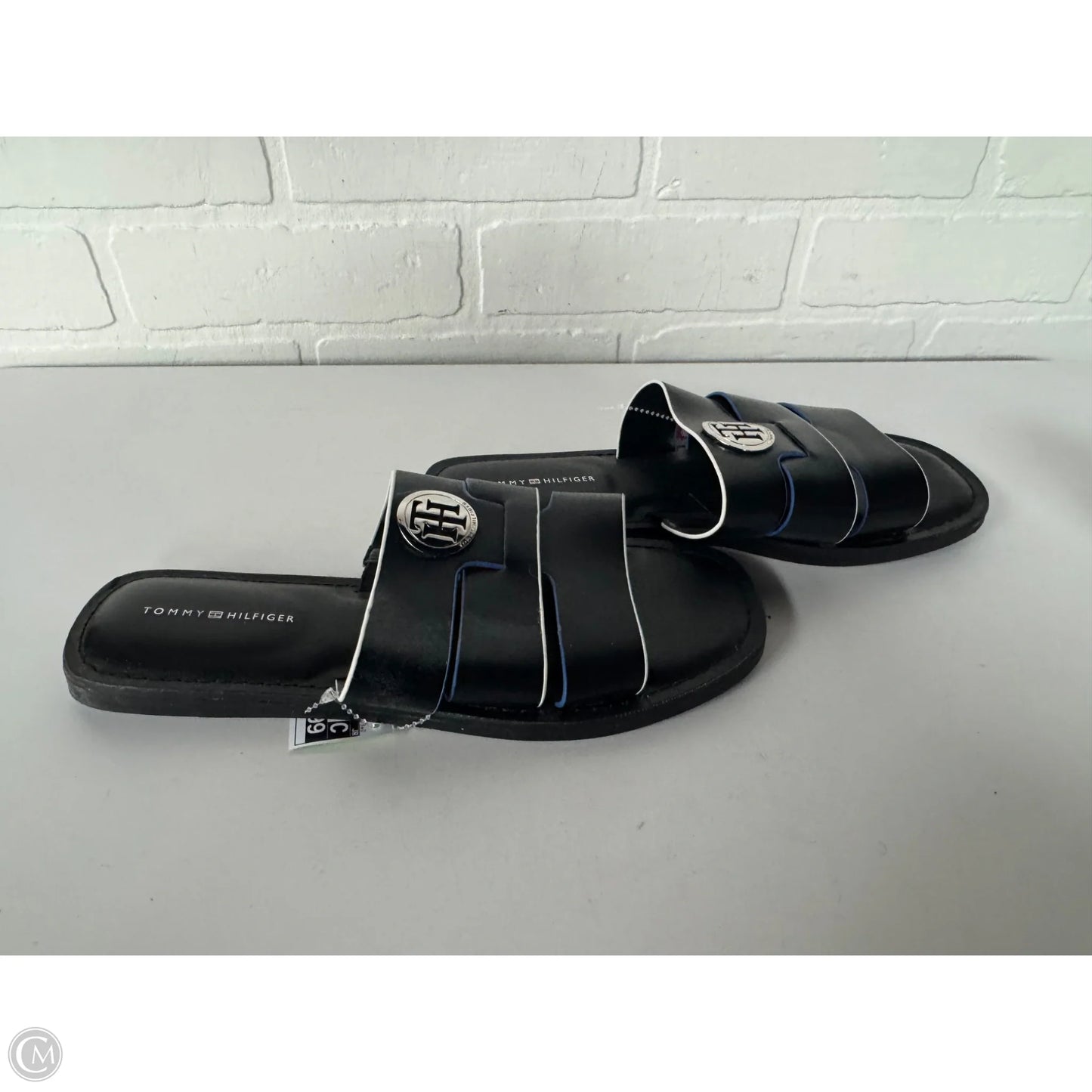 Sandals Flats By Tommy Hilfiger In Black & Blue, Size: 8