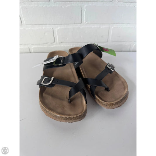 Sandals Flats By Clothes Mentor In Black, Size: 7