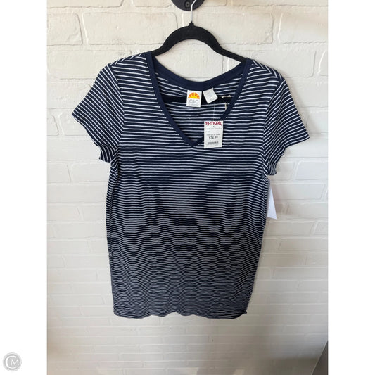 Dress Casual Short By C And C In Blue & White, Size: M