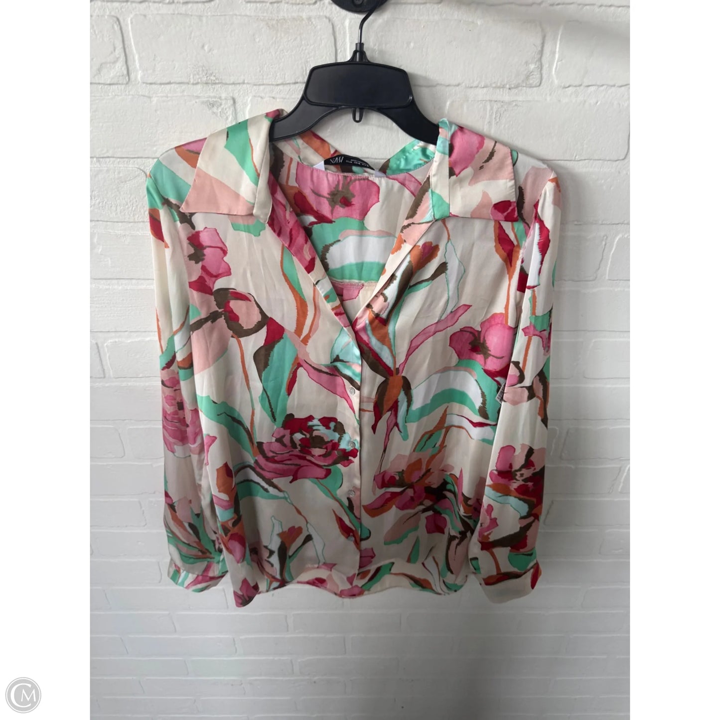 Top Long Sleeve By Zara In Cream & Green, Size: M