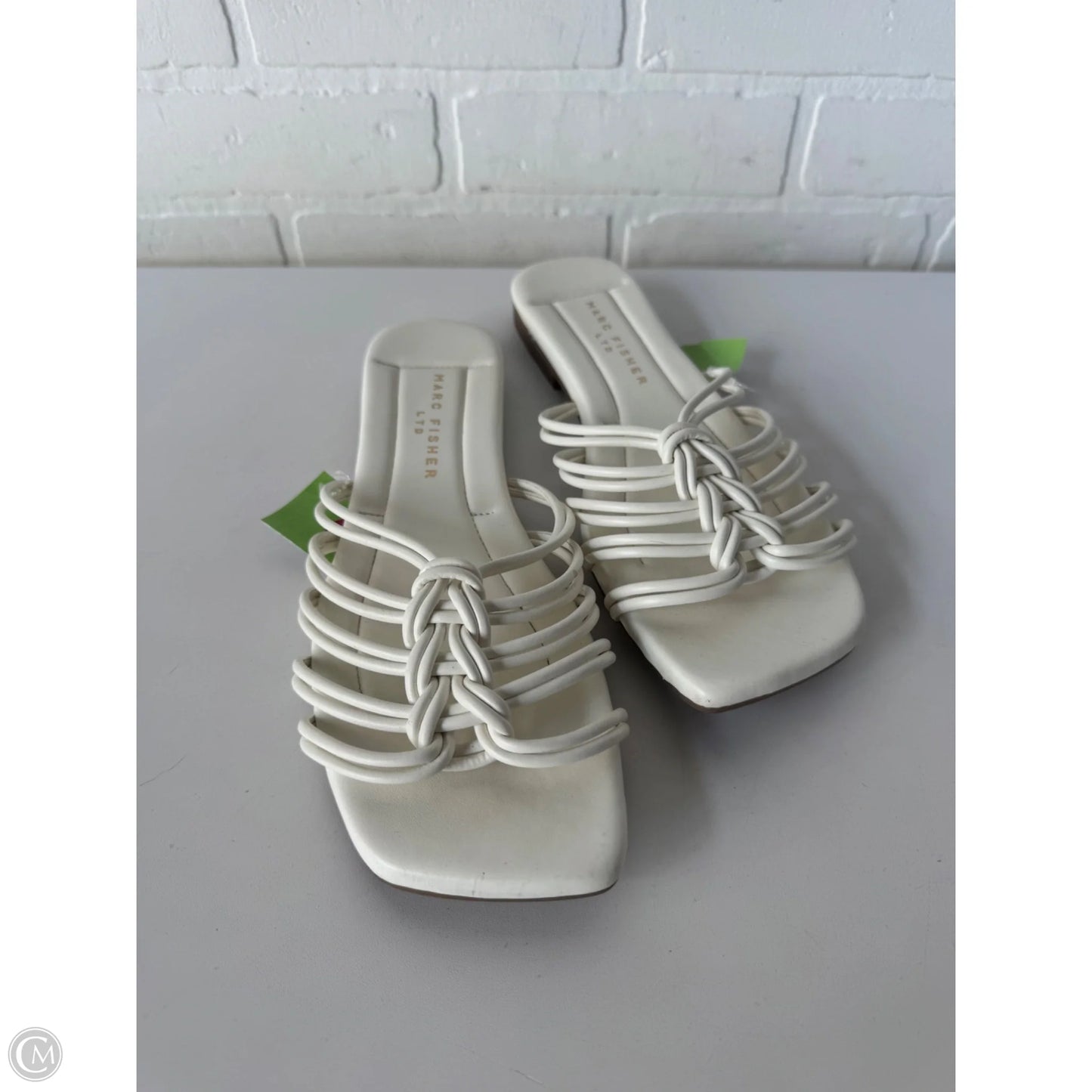 Sandals Flats By Marc Fisher In White, Size: 9