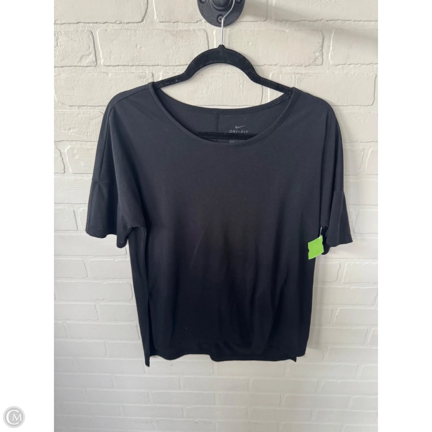 Athletic Top Short Sleeve By Nike Apparel In Black, Size: M