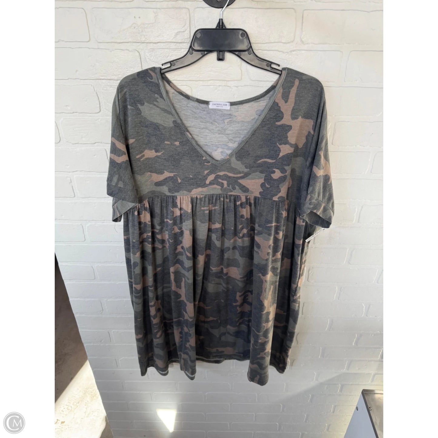 Tunic Short Sleeve By Chicsoul In Black & Green, Size: 2x