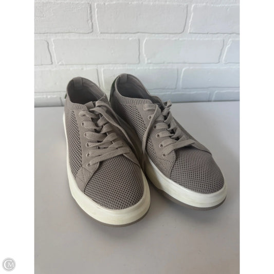 Shoes Sneakers By Steve Madden In Taupe, Size: 8