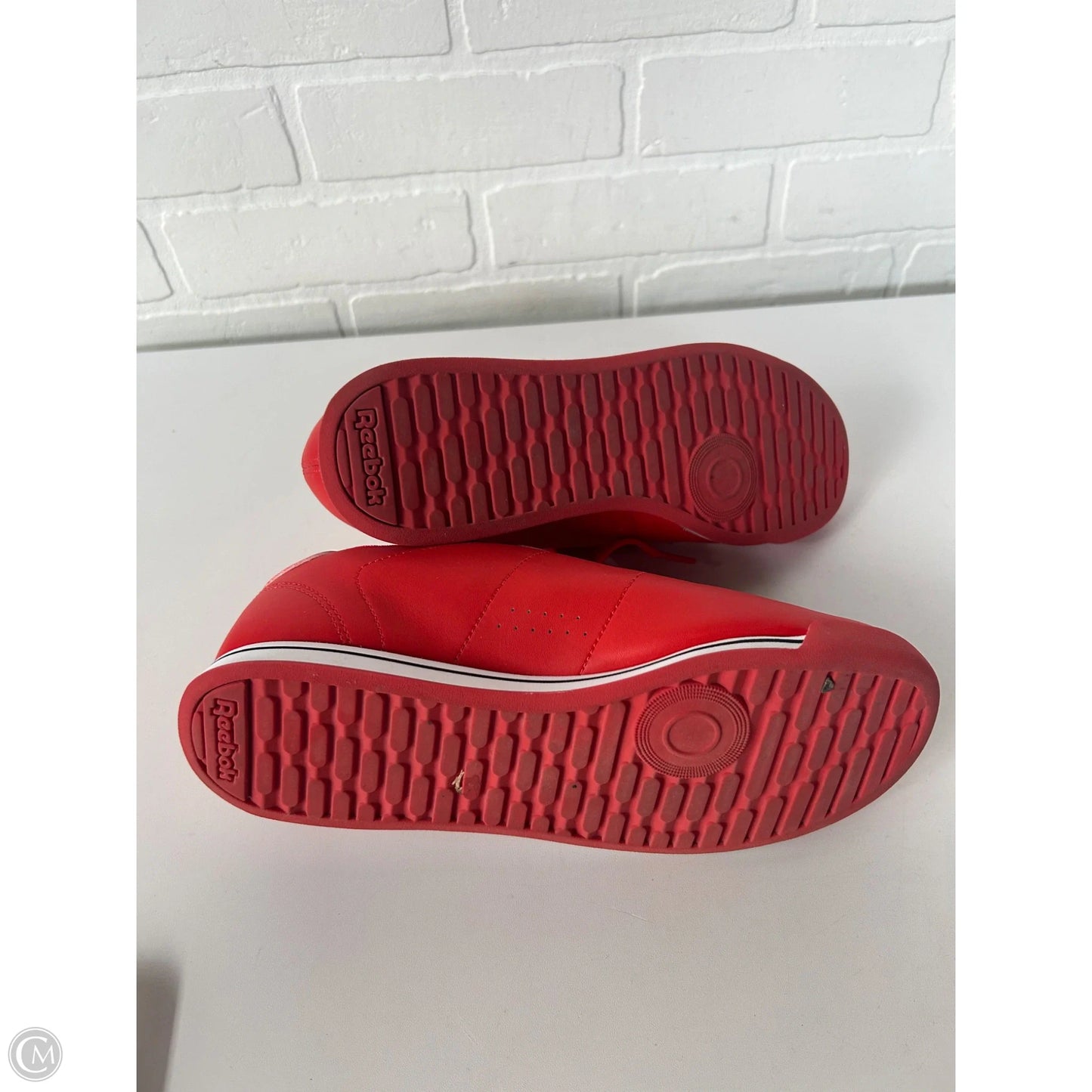 Shoes Sneakers By Reebok In Red, Size: 8