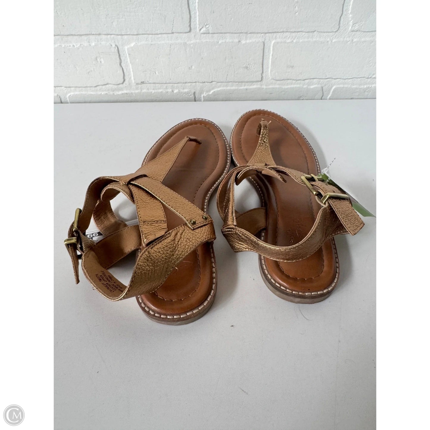Sandals Flats By Crown Vintage In Gold, Size: 7