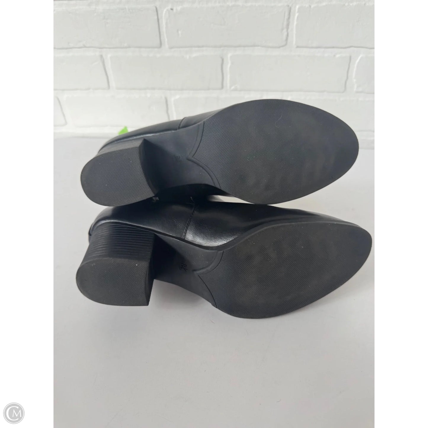 Boots Ankle Heels By Clothes Mentor In Black, Size: 8.5