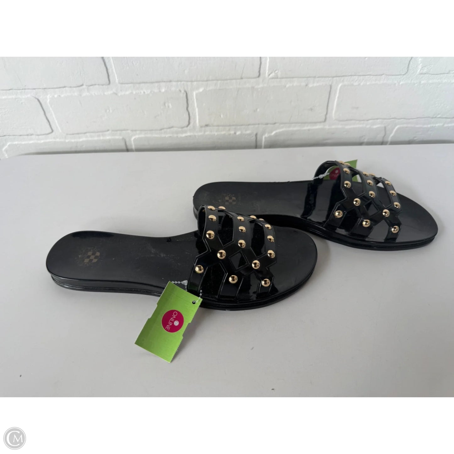 Sandals Flats By Vince Camuto In Black & Gold, Size: 9