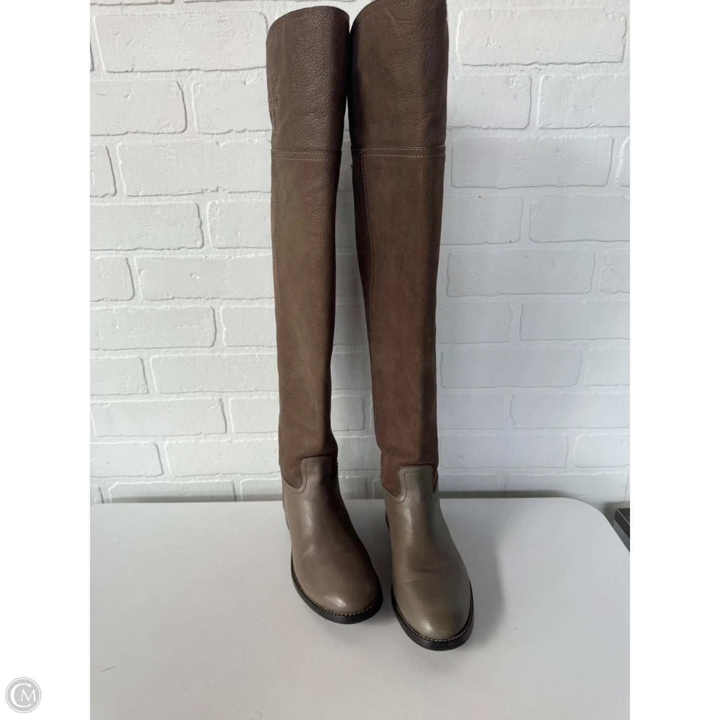 Boots Designer By Tory Burch In Brown, Size: 6