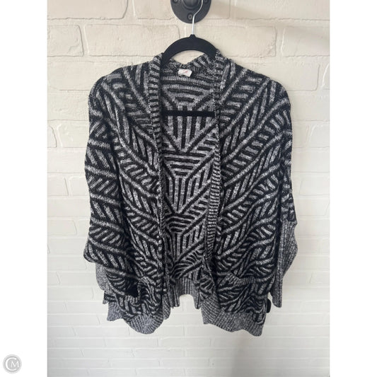 Sweater Cardigan By Sun & Shadow In Black & White, Size: Xs