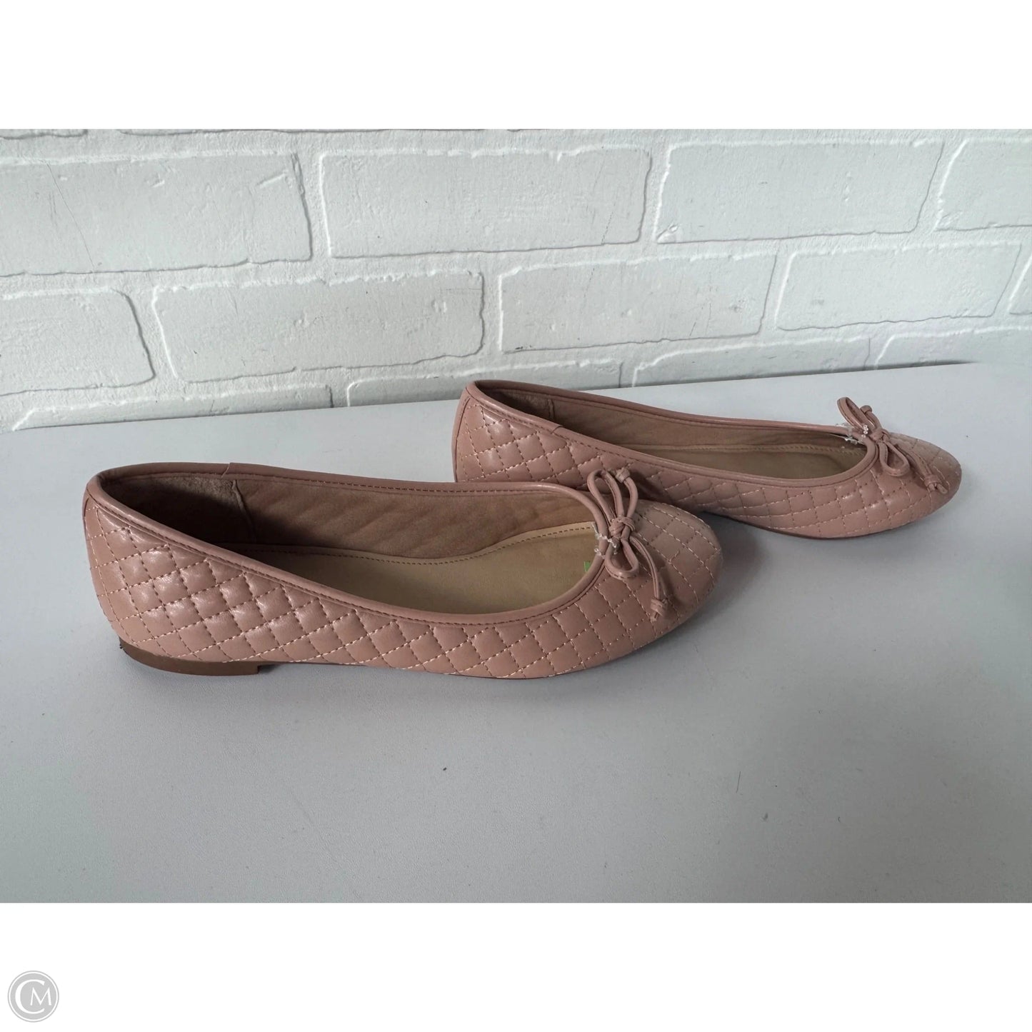 Shoes Flats By Clothes Mentor In Tan, Size: 8