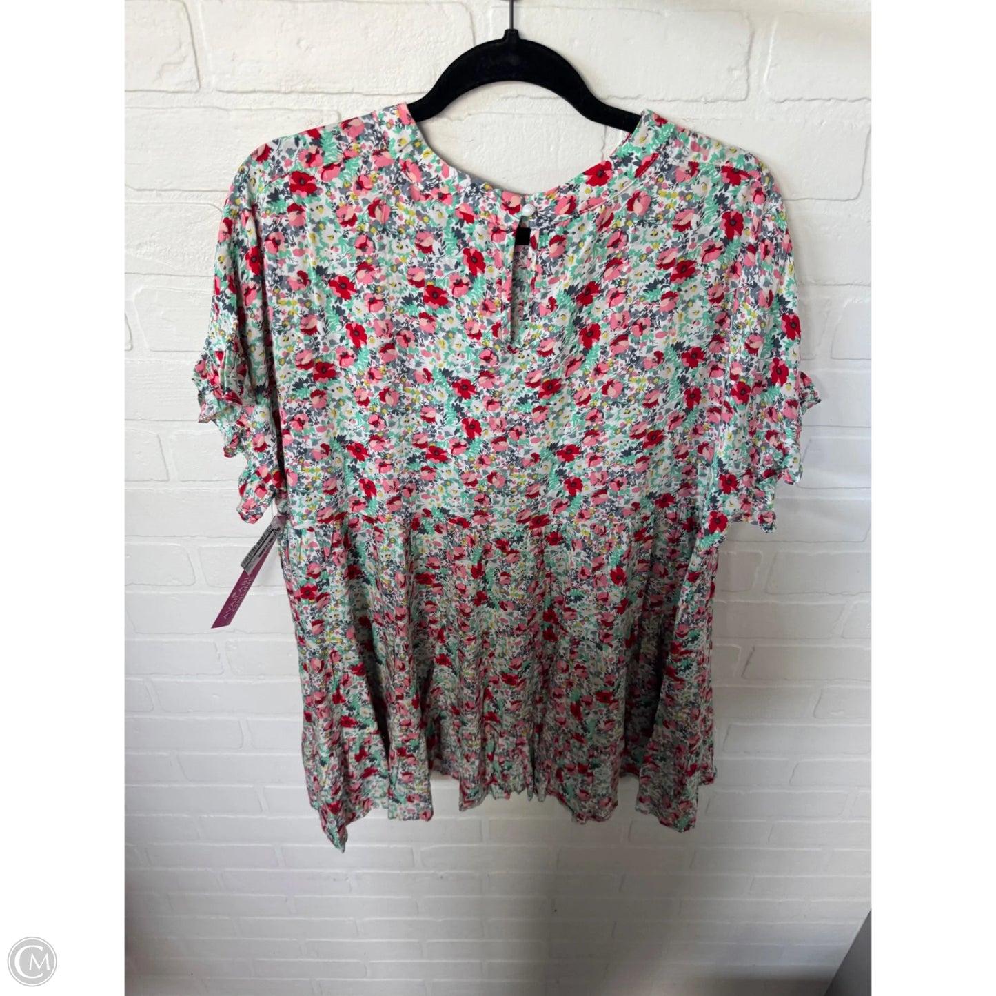 Top Short Sleeve By Chicsoul In Green & Pink, Size: 1x