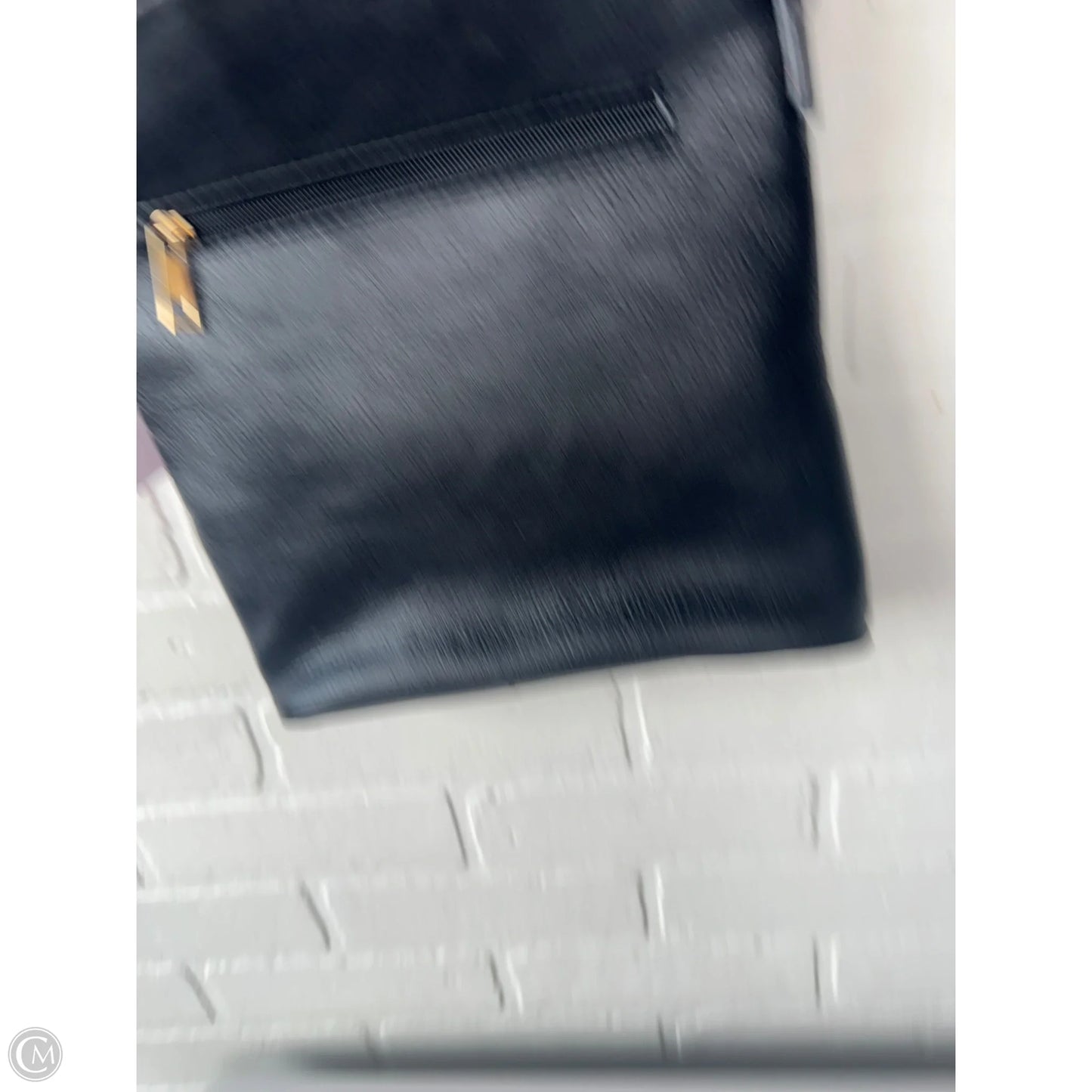 Crossbody By Clothes Mentor, Size: Medium