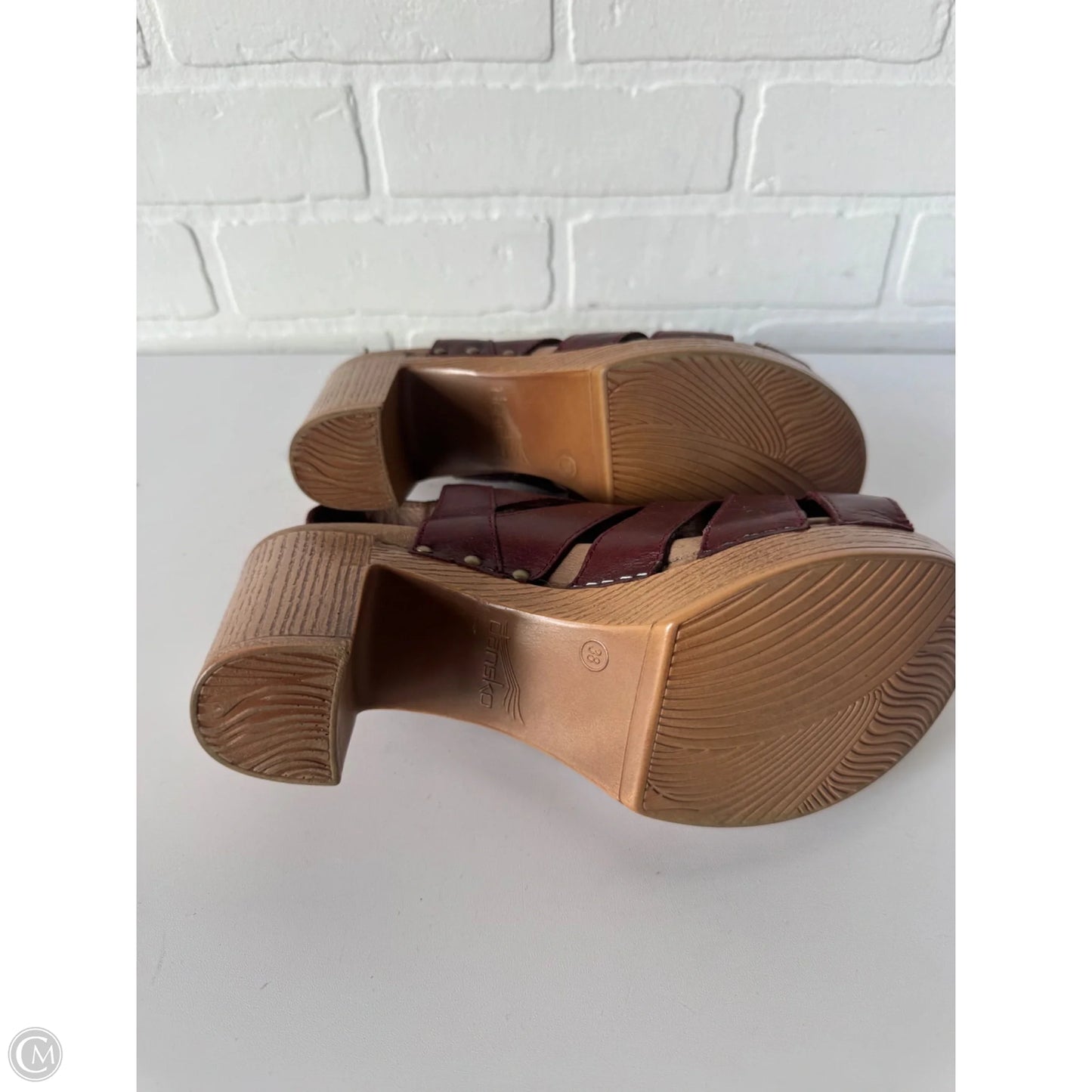 Sandals Heels Block By Dansko In Maroon, Size: 7.5