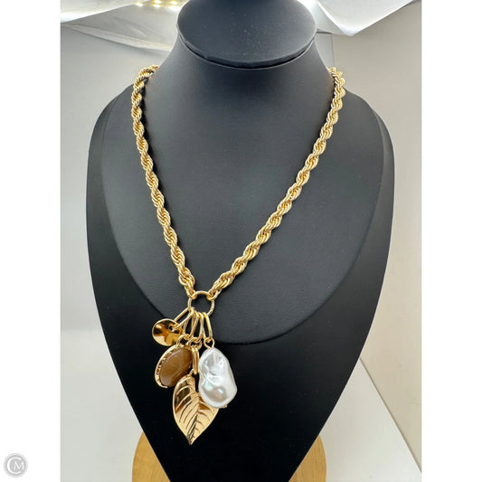 Necklace Charm By Clothes Mentor