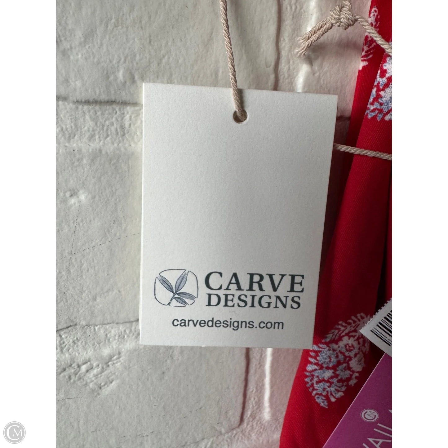 Athletic Top Long Sleeve Collar By Carve Designs In Red & White, Size: Xs