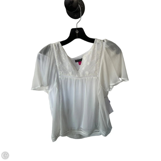 Top Short Sleeve By Vince Camuto In White, Size: Xs