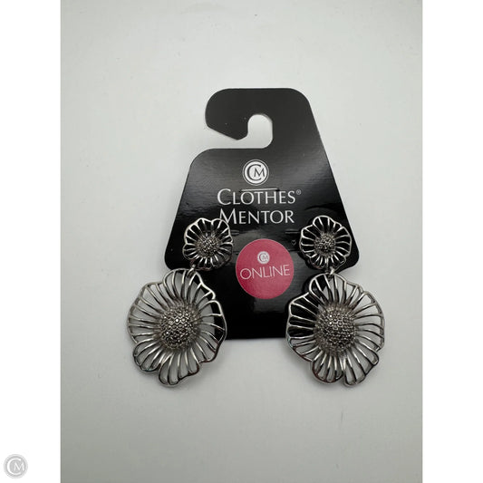 Earrings Dangle/drop By Clothes Mentor