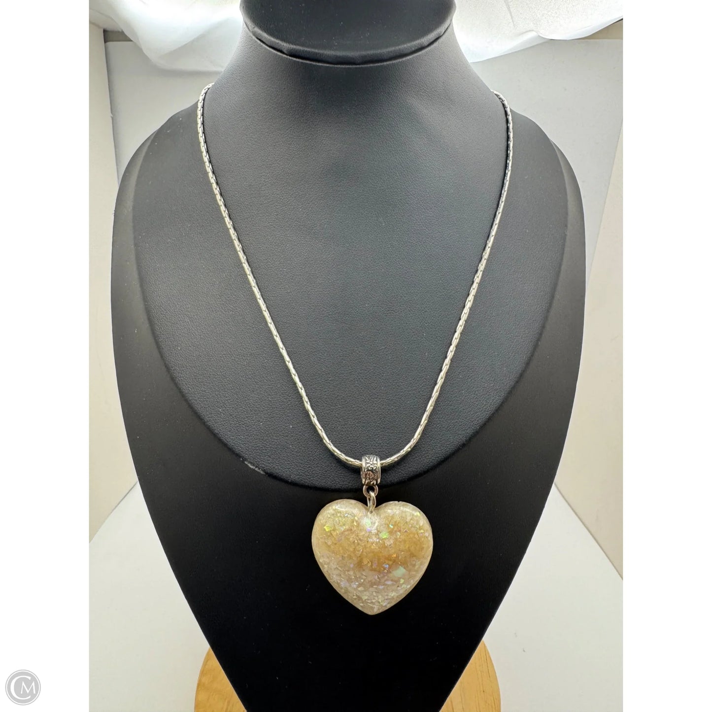 Necklace Pendant By Clothes Mentor