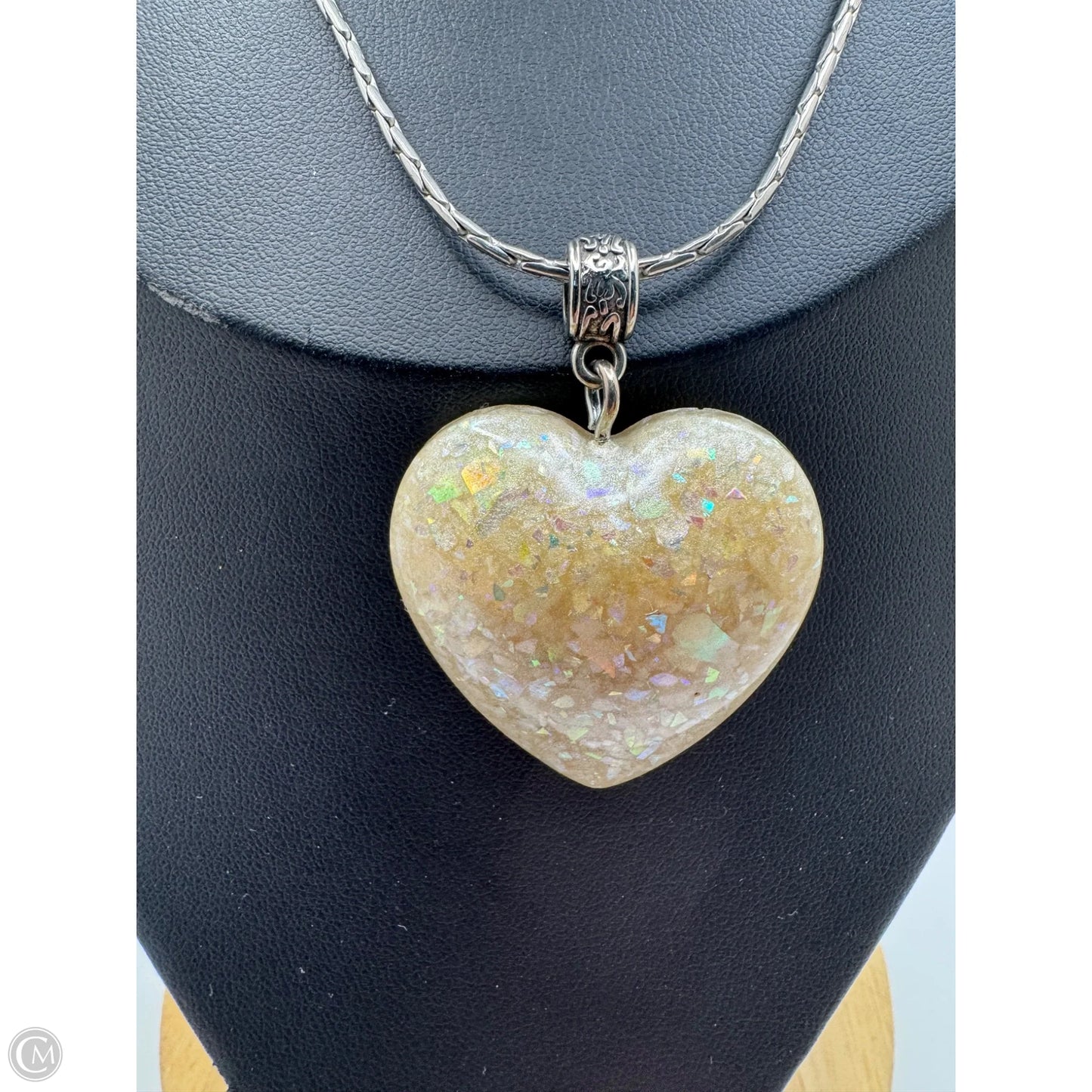 Necklace Pendant By Clothes Mentor