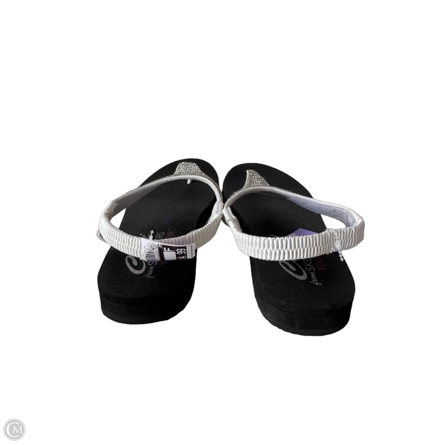 Sandals Flats By Skechers In White, Size: 7