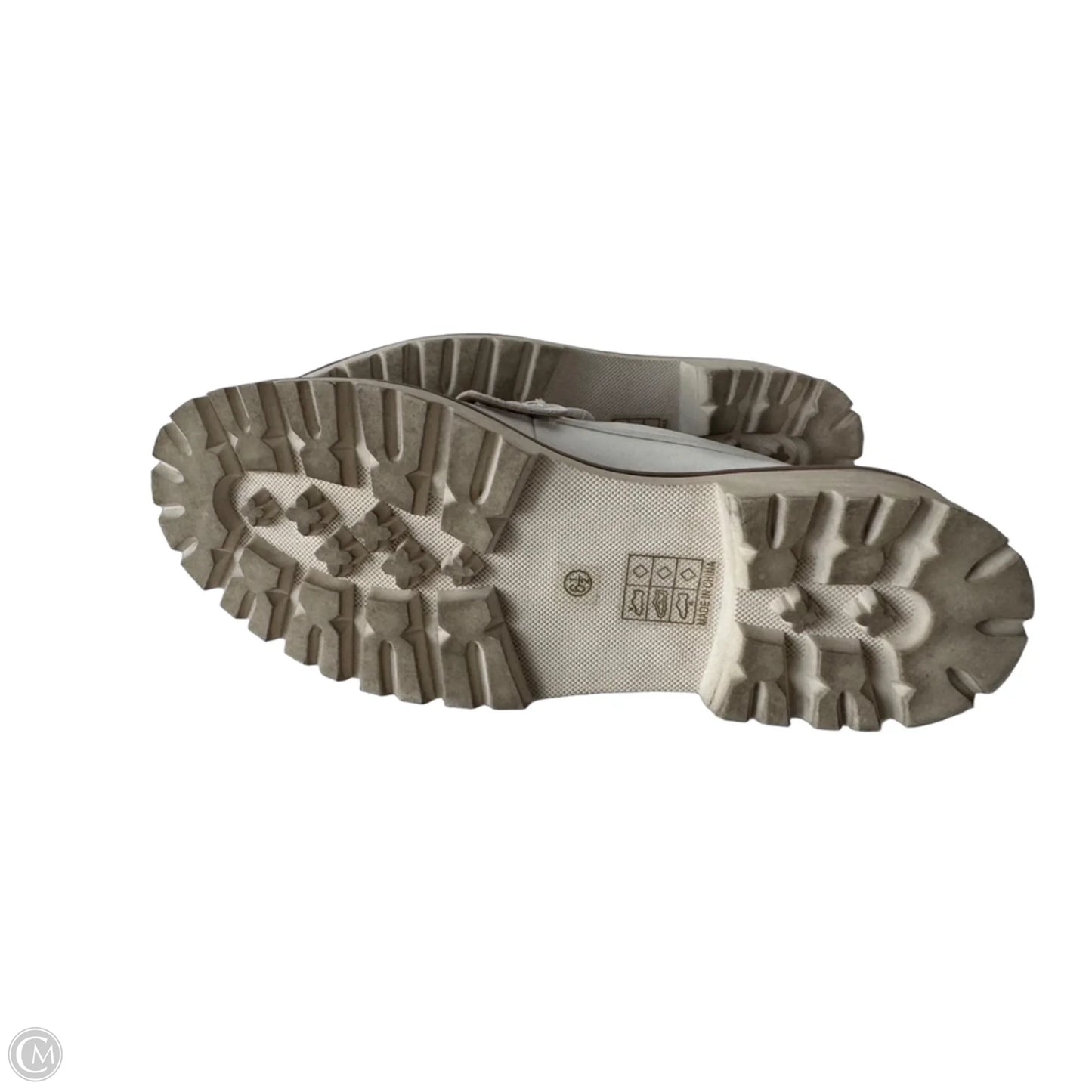 Shoes Flats By Journee In White, Size: 6.5