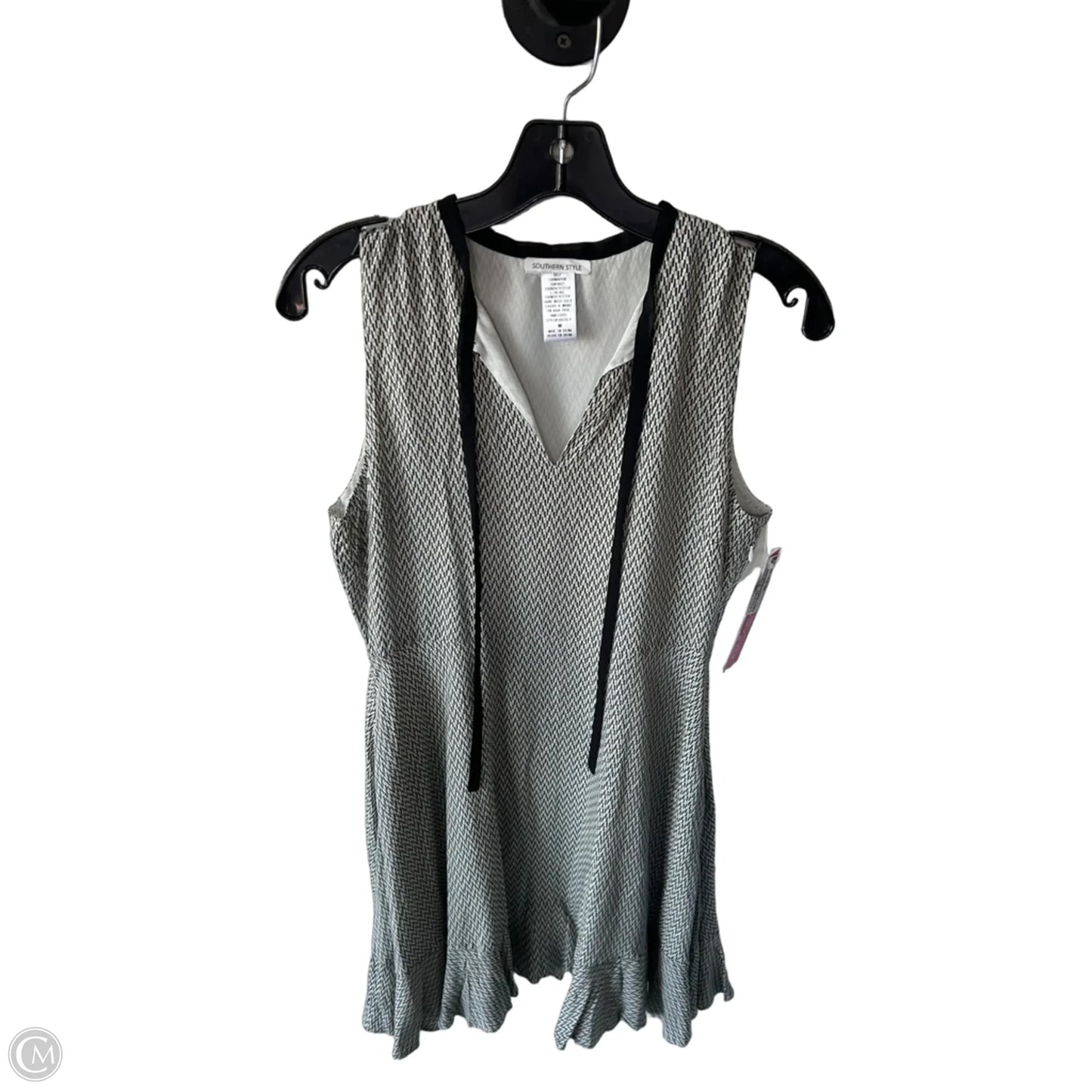 Dress Casual Short By Cmc In Black & White, Size: M