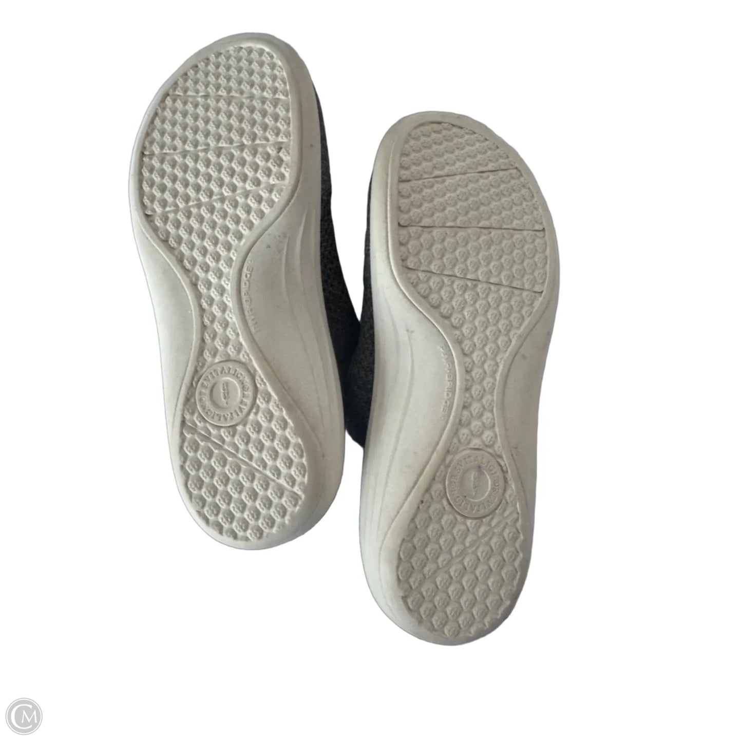 Shoes Flats By Revitalign In Grey, Size: 8