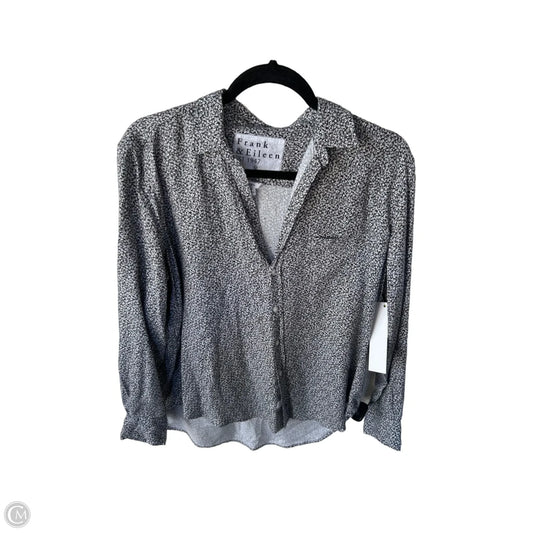 Top Long Sleeve By Frank And Eileen In Grey & White, Size: M