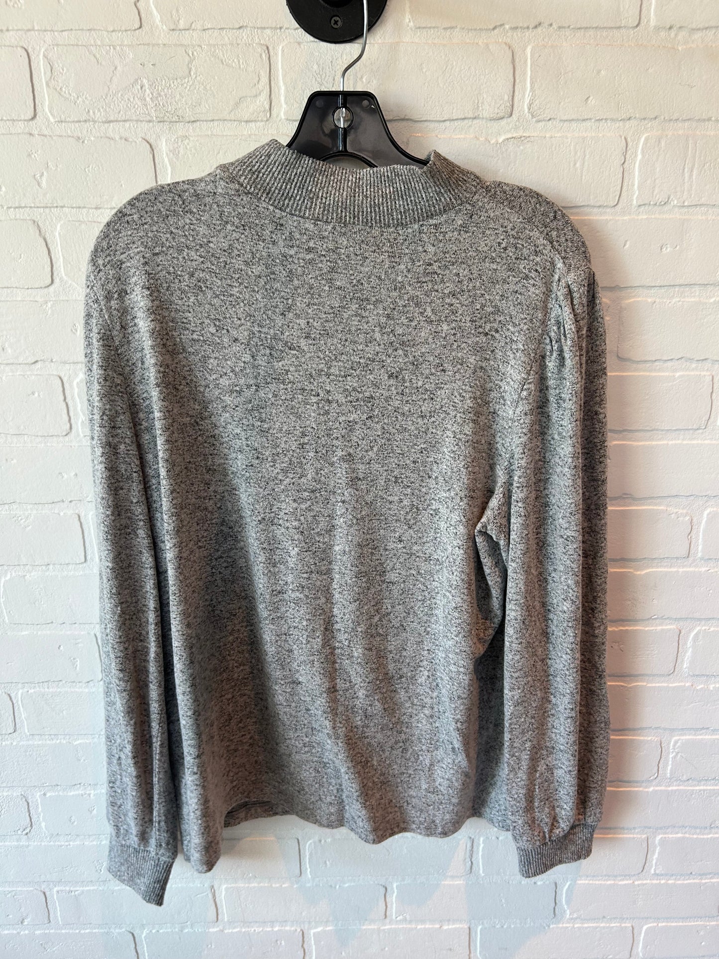 Top Long Sleeve By Clothes Mentor In Grey, Size: Xl