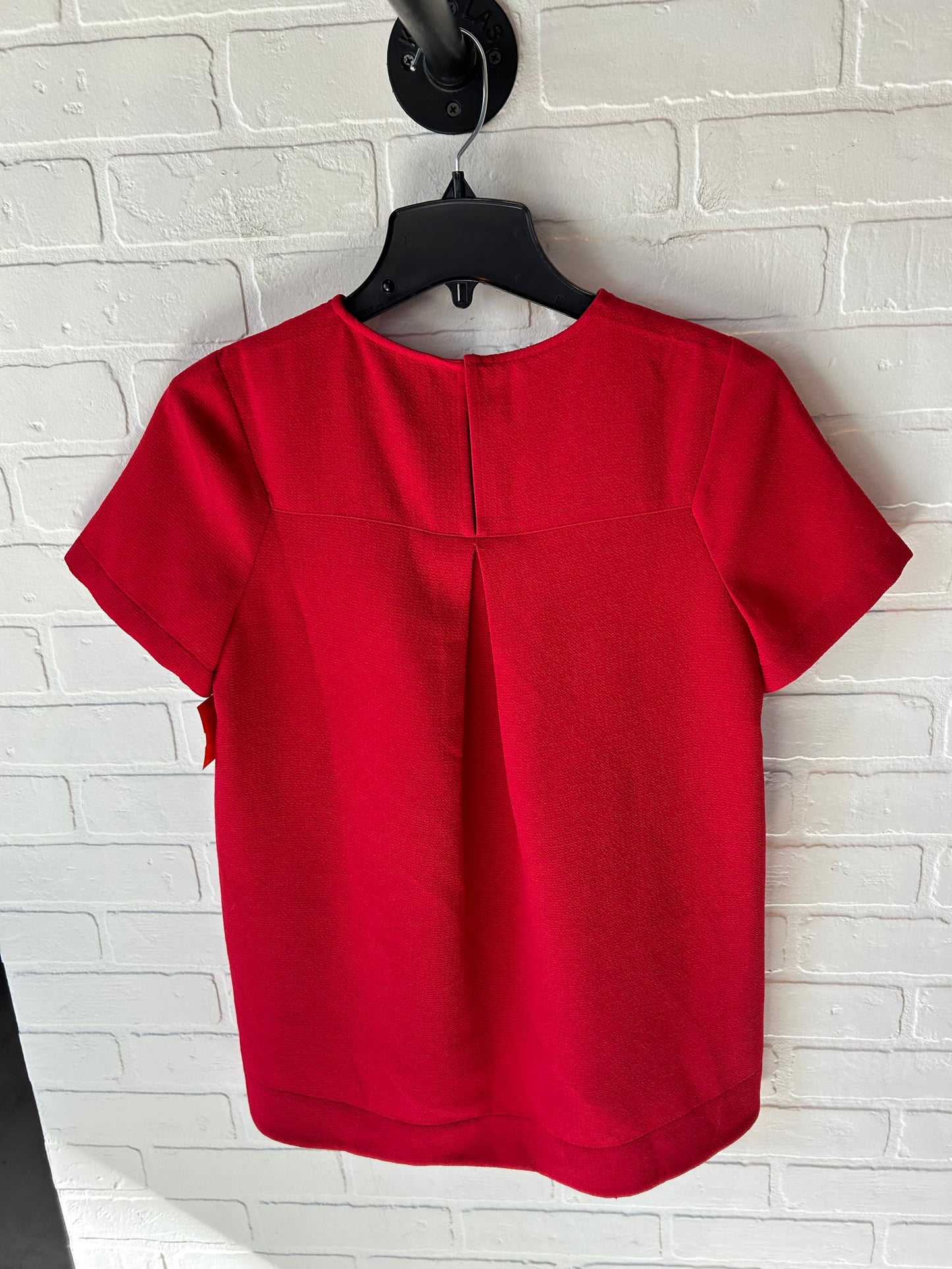 Top Short Sleeve By Madewell In Red, Size: S