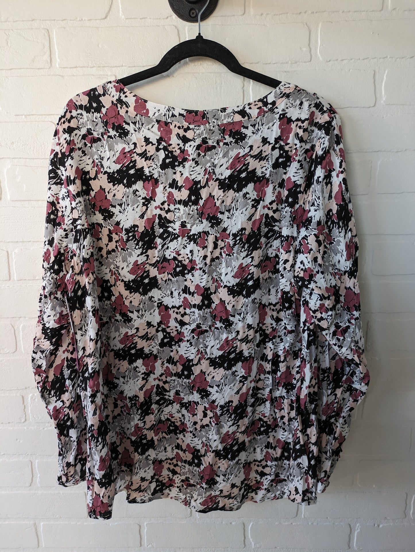 Blouse Long Sleeve By Christopher And Banks  Size: Xl