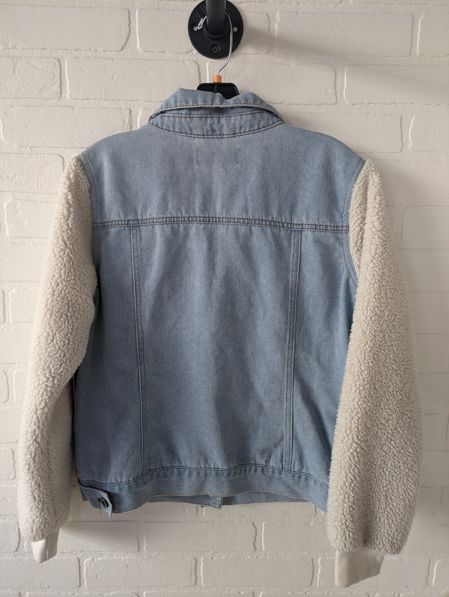 Jacket Denim By Clothes Mentor  Size: Large