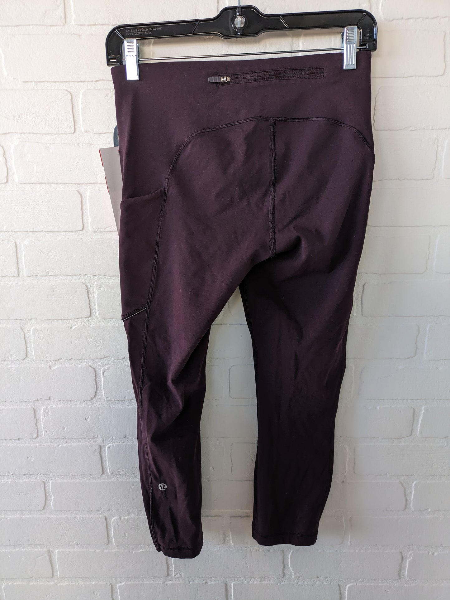 Athletic Leggings Capris By Lululemon  Size: 6