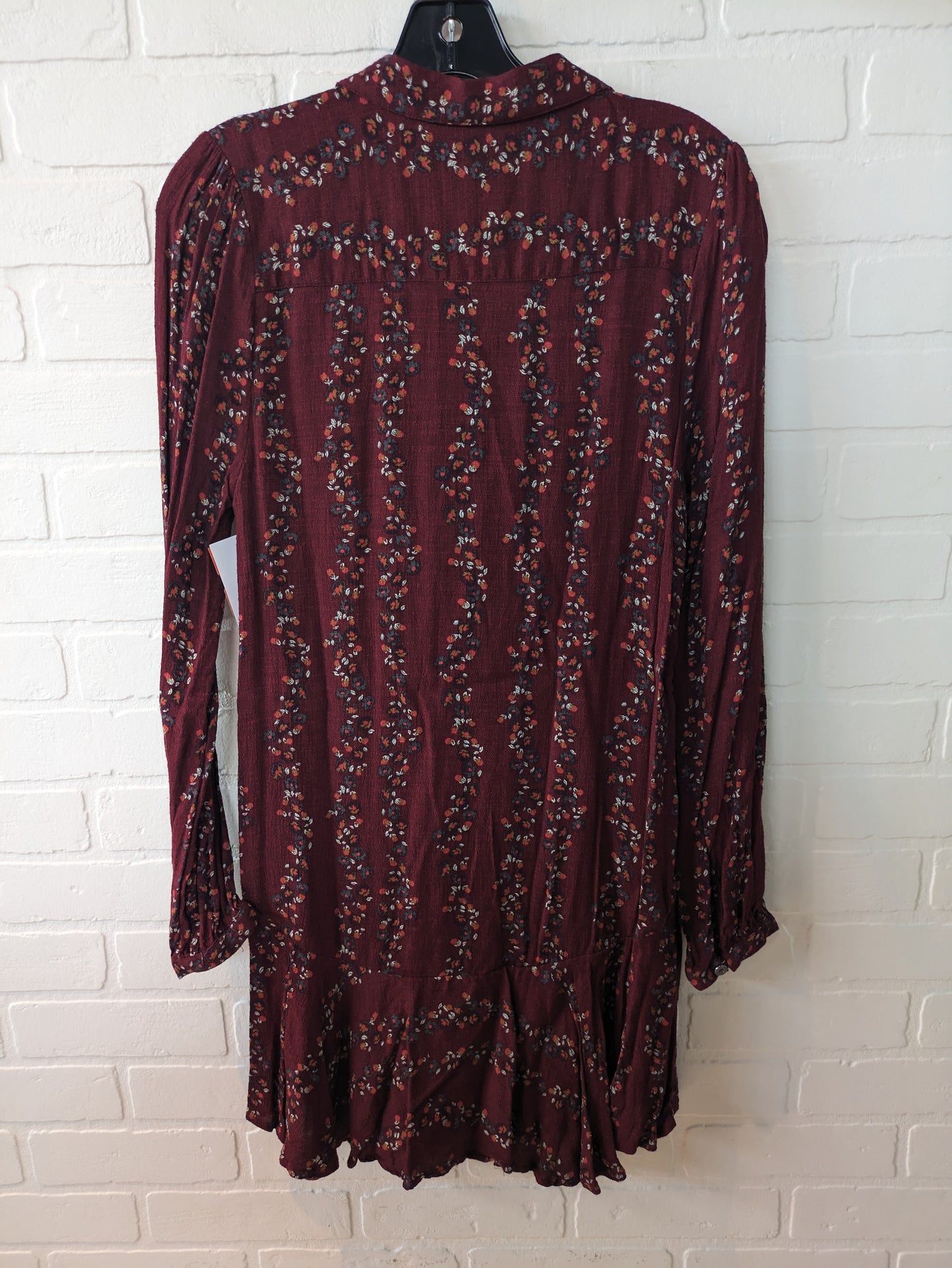 Dress Casual Short By Free People  Size: S